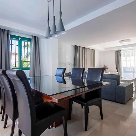 Modern Beach Villa With Parking And Private Pool Torremolinos Exterior photo