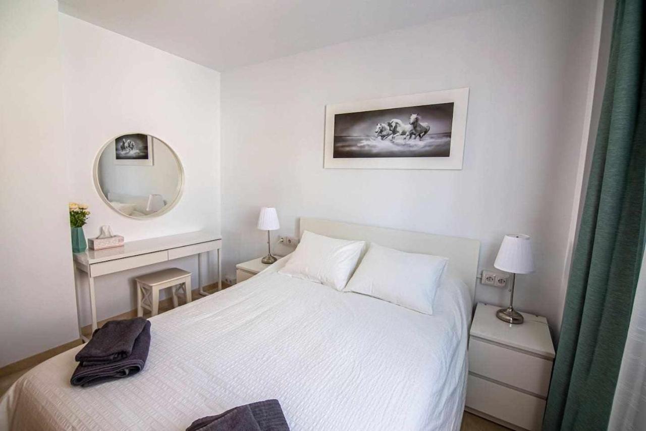 Vil·la Modern With Parking And Private Pool